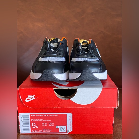 nike air max excee d2n